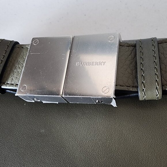 Buberry Bum/Sling Bag "LIKE NEW" - Picture 12 of 16